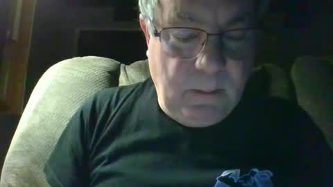 lawnboy62 online show from December 21, 8:54 am