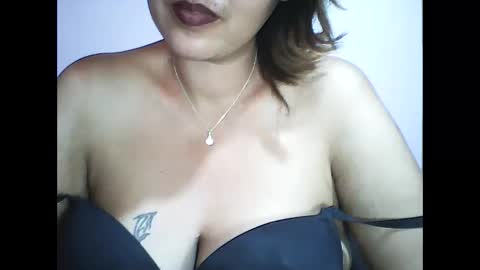 layanah12 online show from December 2, 6:54 pm