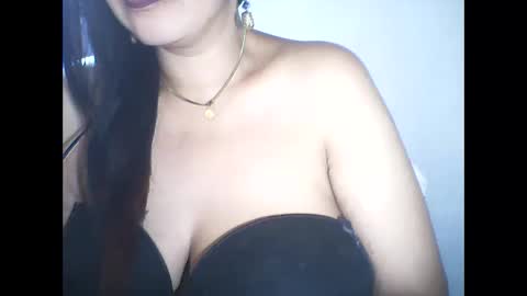 Snapshot of layanah12 chatting on May 16, 2:27 pm layanah12 online show from May 16, 2:27 pm