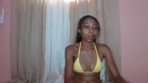 layannek online show from May 30, 5:15 am