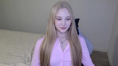 LaylaPretty001 online show from February 13, 6:31 am
