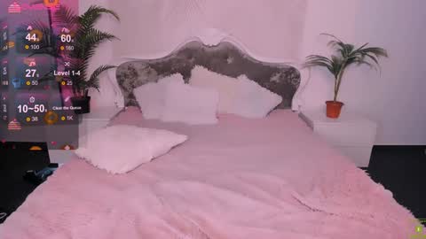 Snapshot of layriantavee chatting on December 27, 10:01 am layriantavee online show from December 27, 10:01 am