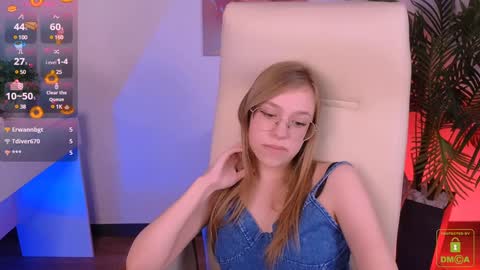 Snapshot of layriantavee chatting on January 27, 1:30 pm layriantavee online show from January 27, 1:30 pm