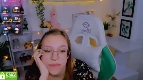 Snapshot of layriantavee chatting on February 26, 1:30 pm layriantavee online show from February 26, 1:30 pm