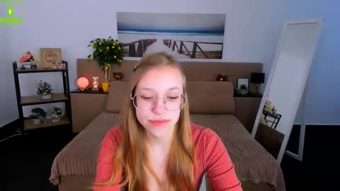 Snapshot of layriantavee chatting on March 1, 6:57 am layriantavee online show from March 1, 6:57 am