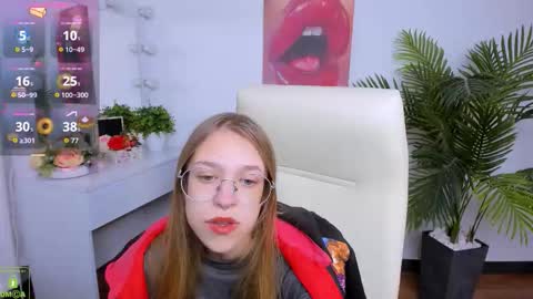 Snapshot of layriantavee chatting on September 28, 6:19 am layriantavee online show from September 28, 6:19 am