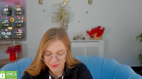 Snapshot of layriantavee chatting on October 7, 6:32 am layriantavee online show from October 7, 6:32 am