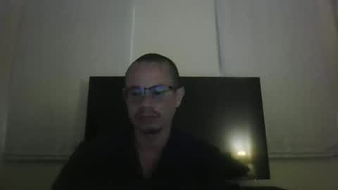 Snapshot of lazy_bad_boy chatting on April 12, 7:30 pm lazy_bad_boy online show from April 12, 7:30 pm