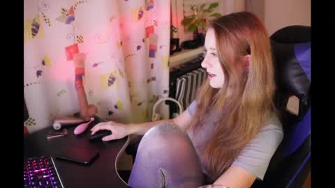 Snapshot of lazy_dazzy chatting on January 8, 12:06 am lazy_dazzy online show from January 8, 12:06 am