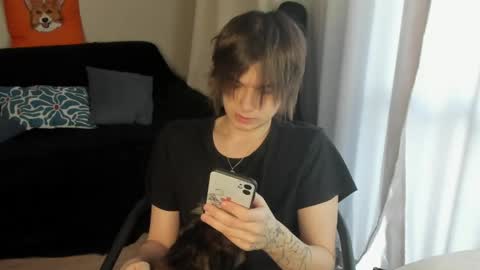 Alex online show from April 16, 3:29 am