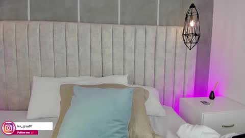    online show from November 30, 5:17 pm