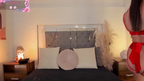 lea_walkerr online show from February 2, 7:34 pm