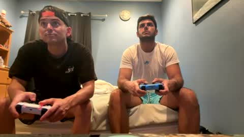 Snapshot of leaderzac chatting on June 22, 9:34 pm leaderzac online show from June 22, 9:34 pm