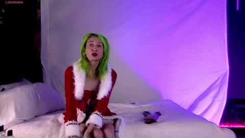 Aspen Snow online show from December 14, 11:09 pm