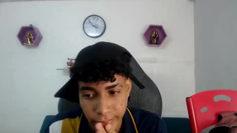 Snapshot of leam_1 chatting on November 7, 9:48 pm leam_1 online show from November 7, 9:48 pm