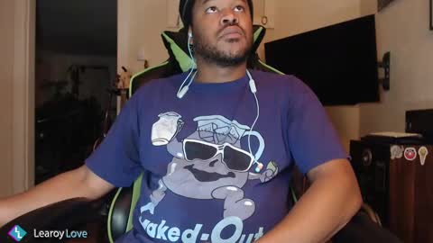 Snapshot of learoy chatting on December 10, 1:44 pm Learoy online show from December 10, 1:44 pm