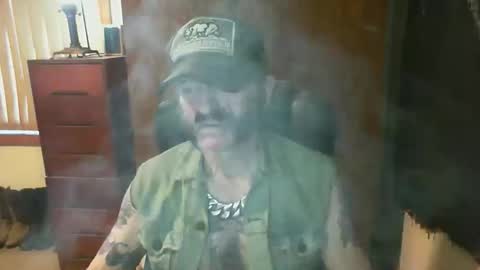 leathergreaser online show from February 4, 10:26 pm