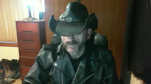 leathergreaser online show from April 16, 8:20 pm