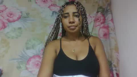 leatiana online show from February 24, 7:12 pm