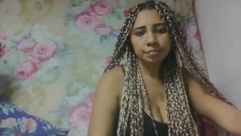 leatiana online show from March 1, 5:04 pm