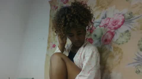 leatiana online show from March 5, 9:05 am