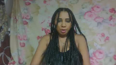 leatiana online show from April 1, 6:49 pm