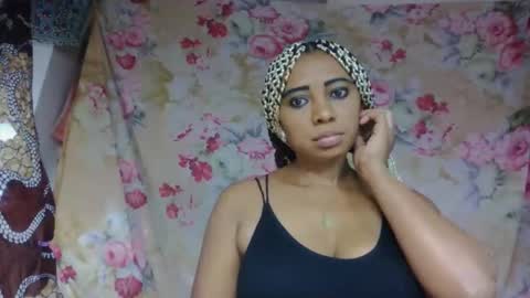 Snapshot of leatianaa chatting on May 21, 9:00 pm leatianaa online show from May 21, 9:00 pm
