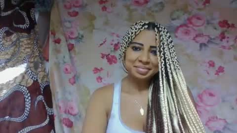Snapshot of leatianaa chatting on May 28, 12:24 pm leatianaa online show from May 28, 12:24 pm