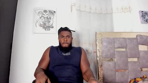 Snapshot of lebron_millionss chatting on February 16, 1:02 am lebron millionss online show from February 16, 1:02 am