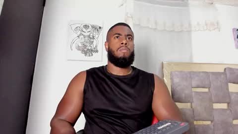 Snapshot of lebron_millionss chatting on February 20, 12:07 am lebron millionss online show from February 20, 12:07 am