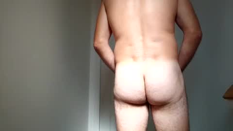 Snapshot of lebrun1985 chatting on May 20, 3:51 pm lebrun1985 online show from May 20, 3:51 pm