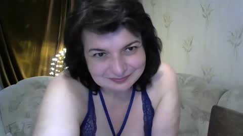 Snapshot of ledynika chatting on April 15, 8:42 pm LedyNika online show from April 15, 8:42 pm