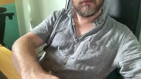 lee_8891 online show from July 1, 7:32 am