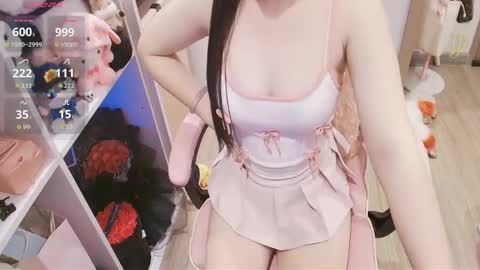 Lee online show from May 21, 2:35 pm