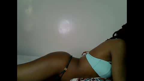 Snapshot of lee_shaz chatting on May 26, 11:50 am lee baby online show from May 26, 11:50 am