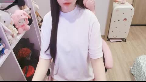 Lee online show from April 14, 11:38 am