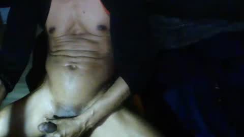 Snapshot of leeguy_hugedick chatting on June 18, 9:14 am Ebony DeafGuy online show from June 18, 9:14 am