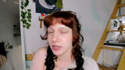 Snapshot of leelabubu chatting on May 6, 10:59 pm Lee online show from May 6, 10:59 pm