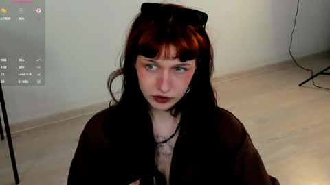 Snapshot of leelabubu chatting on May 11, 2:45 pm Lee online show from May 11, 2:45 pm