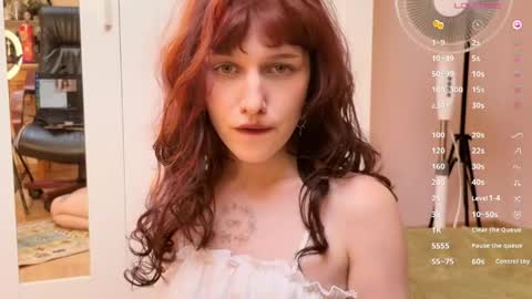 Snapshot of leelabubu chatting on June 8, 2:50 pm Lee online show from June 8, 2:50 pm