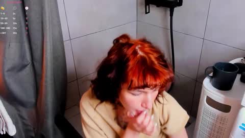 leelooyolo online show from January 11, 3:28 pm