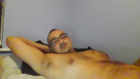 Snapshot of leemo2021 chatting on January 21, 12:25 am leemo2021 online show from January 21, 12:25 am
