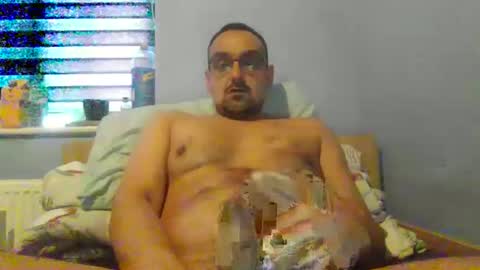 Snapshot of leemo2021 chatting on March 9, 10:19 am leemo2021 online show from March 9, 10:19 am