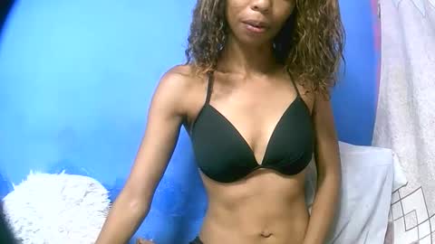 Snapshot of leeromi chatting on February 28, 11:55 am leeromi online show from February 28, 11:55 am