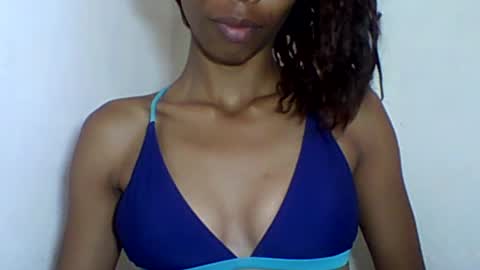 Snapshot of leeromi chatting on June 16, 7:33 am leeromi online show from June 16, 7:33 am
