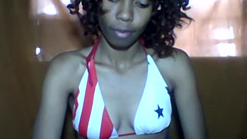 Snapshot of leeromi chatting on July 14, 11:05 am leeromi online show from July 14, 11:05 am