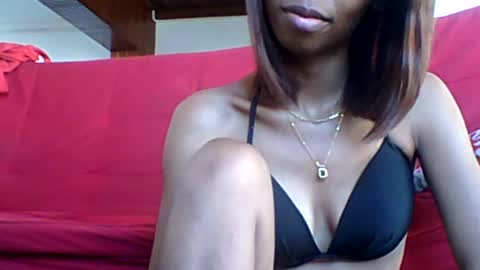 Snapshot of leeromi chatting on August 3, 4:44 am leeromi online show from August 3, 4:44 am