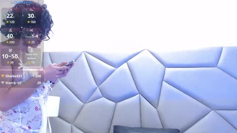 Snapshot of leethompson_ chatting on January 8, 2:56 pm Leet online show from January 8, 2:56 pm