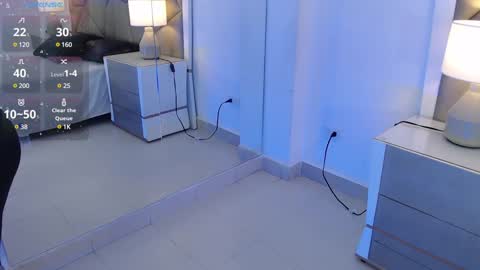 Snapshot of leethompson_ chatting on January 27, 12:16 pm Leet online show from January 27, 12:16 pm