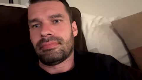 Snapshot of leexxx_69 chatting on October 25, 2:19 am leexxx_69 online show from October 25, 2:19 am